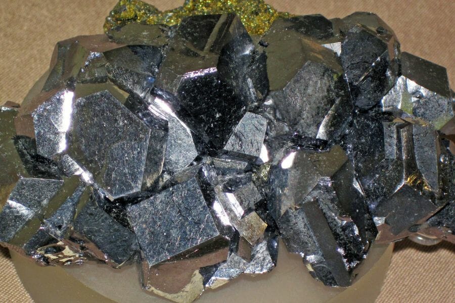 A bunch of lustrous, cubic black-silver Galena