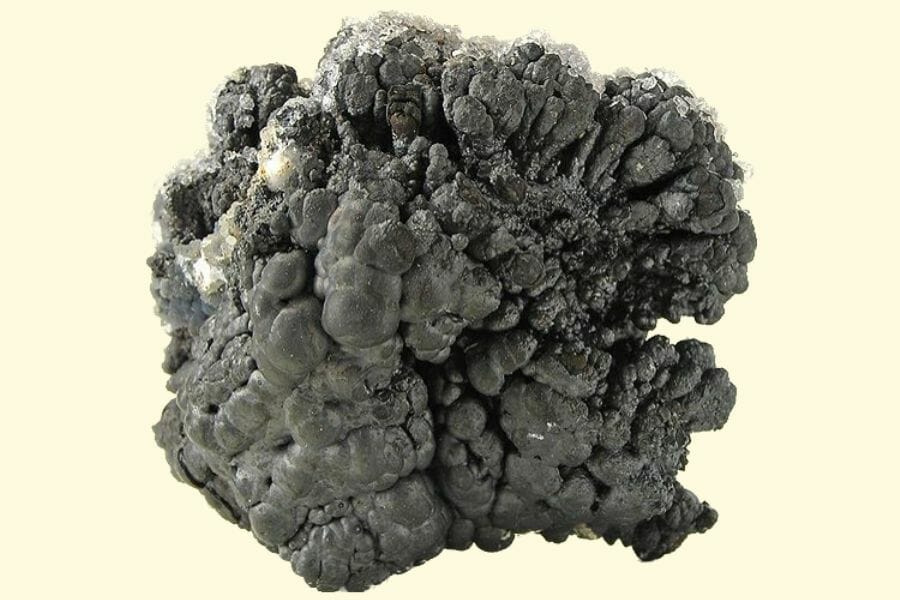 A broccoli-shaped greyish black Psilomelane