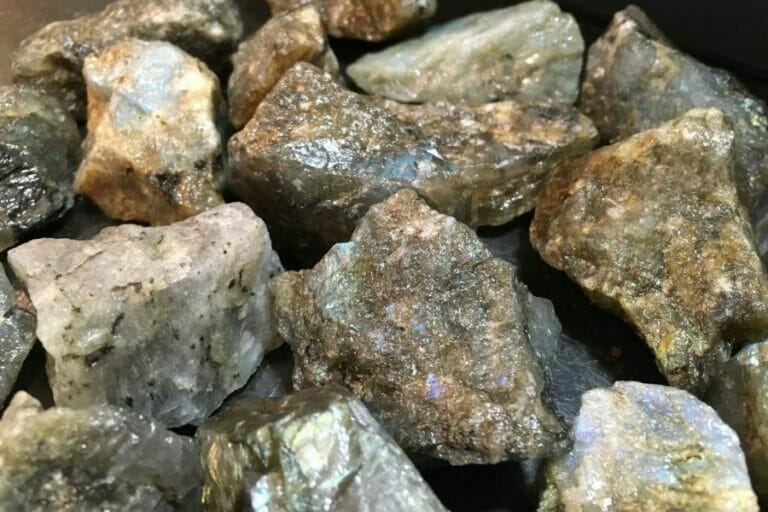 The 16 Best Spots For Gem Mining In Hawaii In 2024