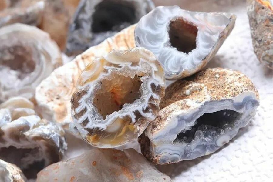 A few beautiful pieces of agate geodes