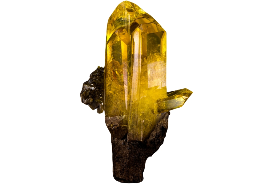 Lustrous crystal of yellow anglesite