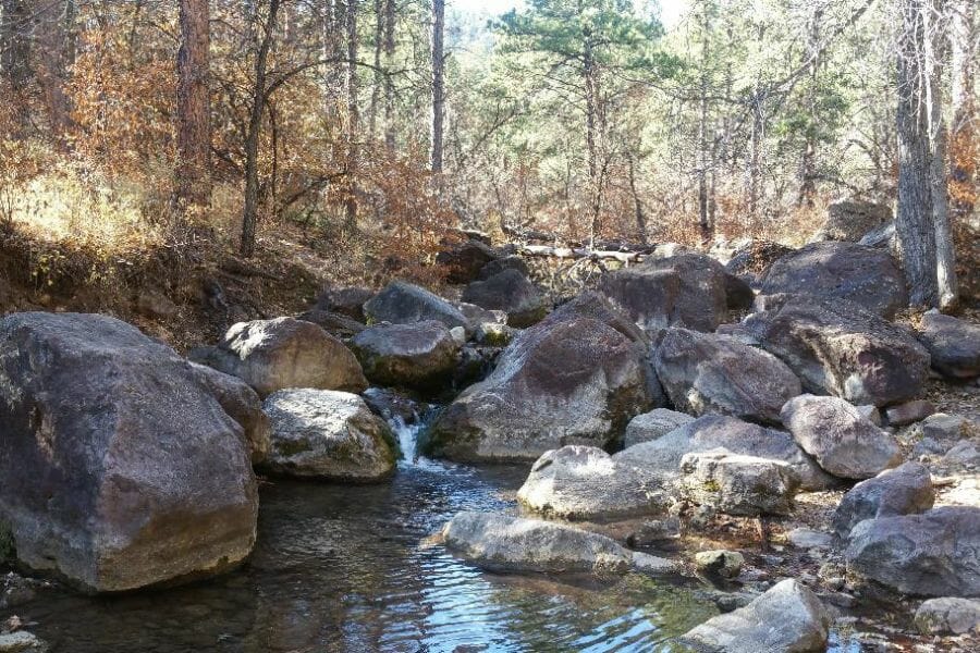 An area full of rock beds where you can locate geodes in Elk Creek River