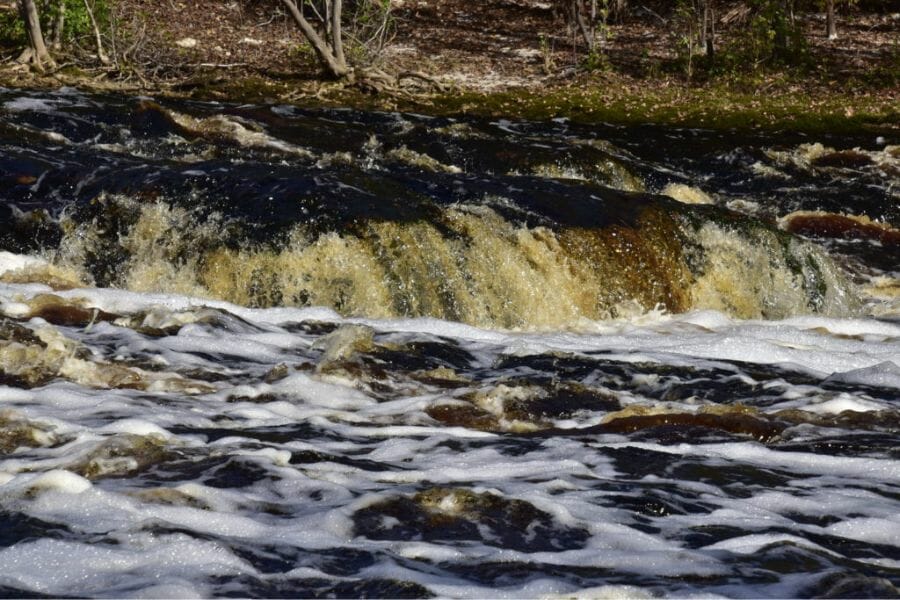 Riverbank in Hamilton County where you can locate geodes