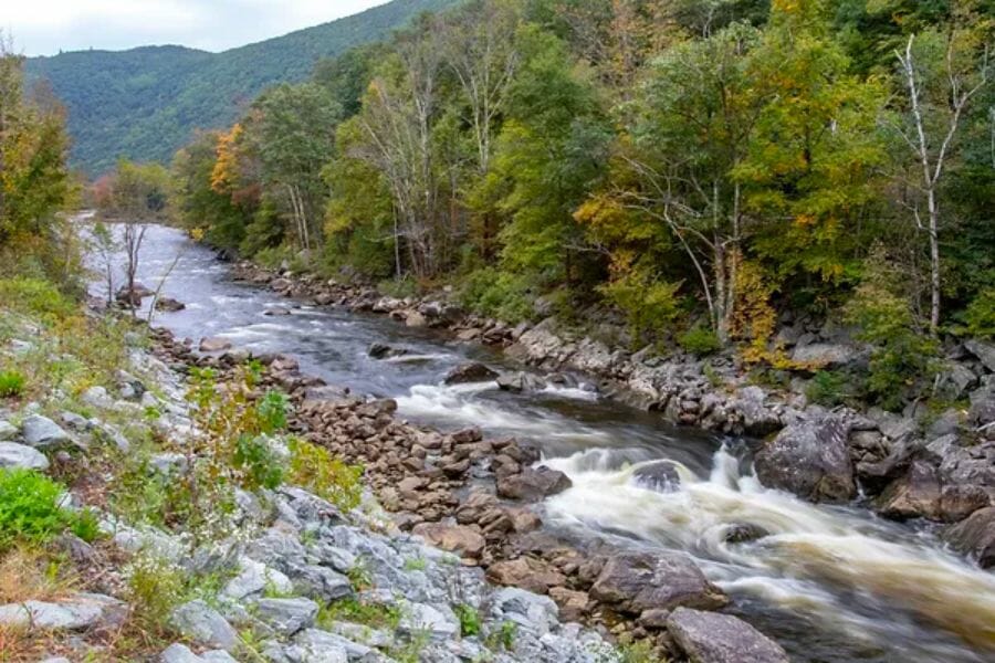 A jaw-dropping photo of the Deerfield River