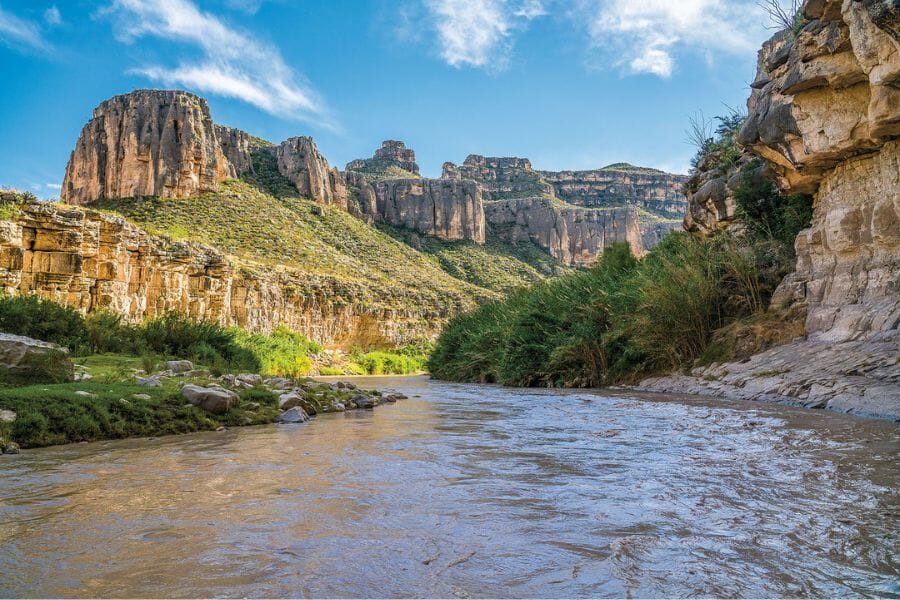 River banks and gravel beds of the Rio Grande River