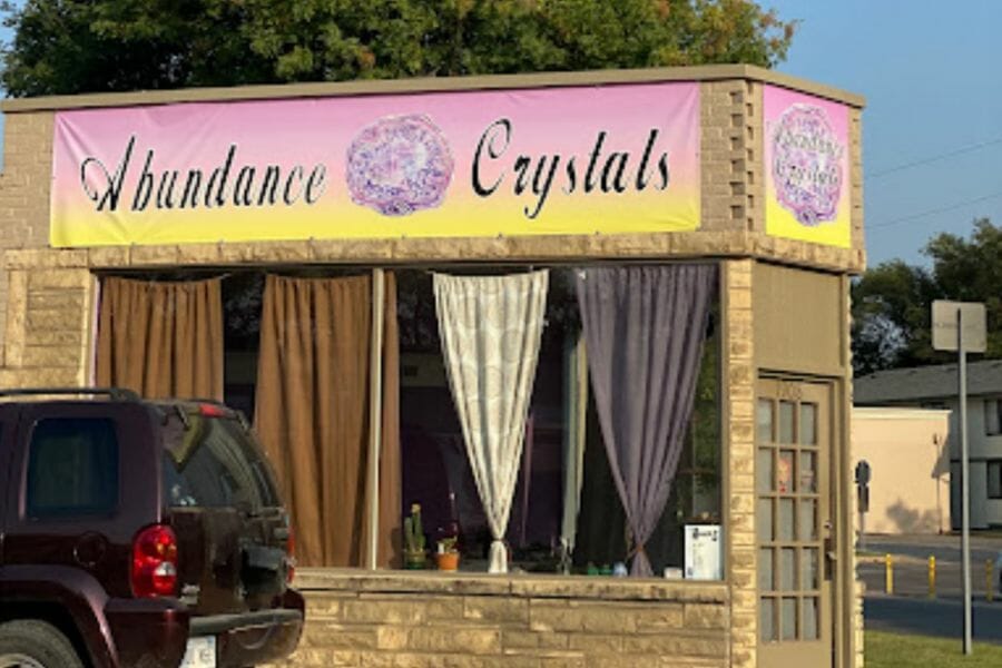 Abundance Crystals store in Kansas where you can find and buy different crystal specimens