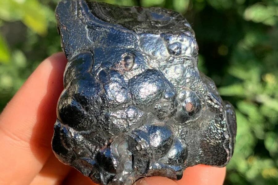 A huge hematite with a bubble-like surface