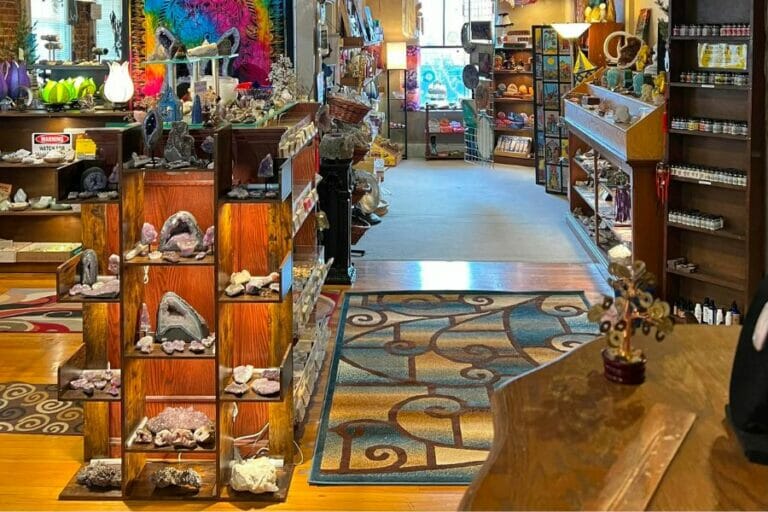 37 Fantastic Sites To Find Crystals in Missouri in 2024