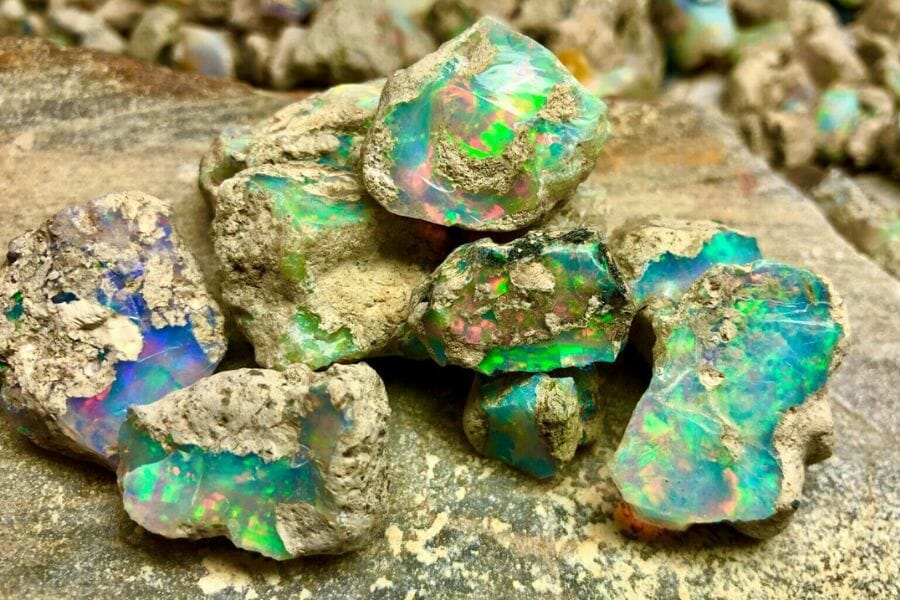 Few pieces of beautiful rainbow-colored opals