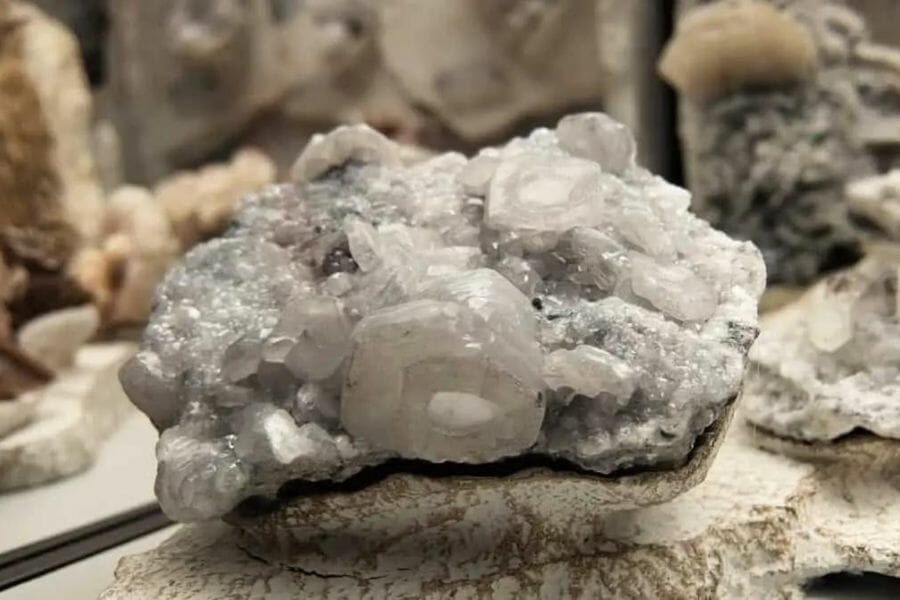 A small cluster of quartz on a rock