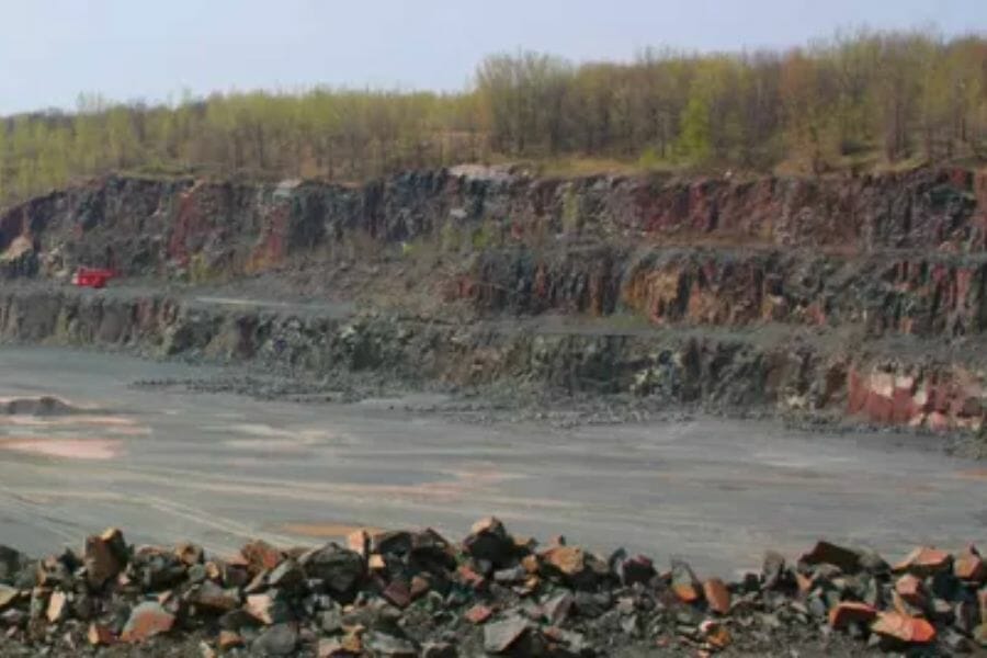 A look at the rock formations at Dresser Rock Trap Quarry