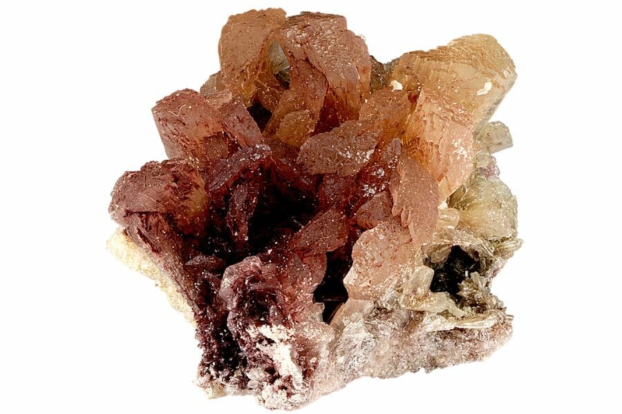 Reddish California trona crystal