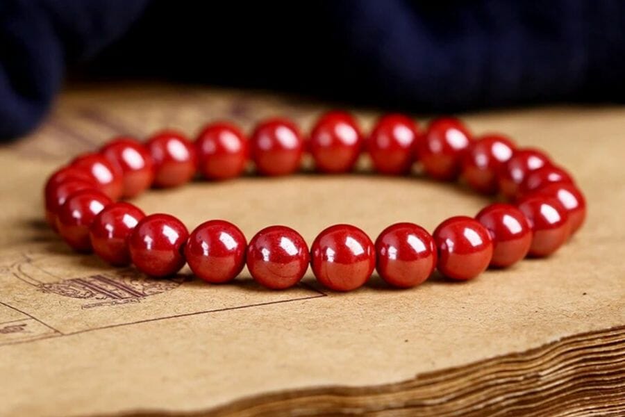 A beaded cinnabar bracelet