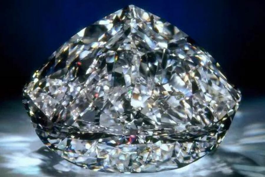 An elegant diamond reflecting light