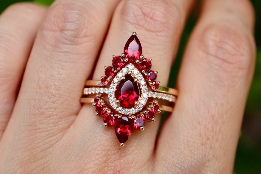 Garnet value per carat sale