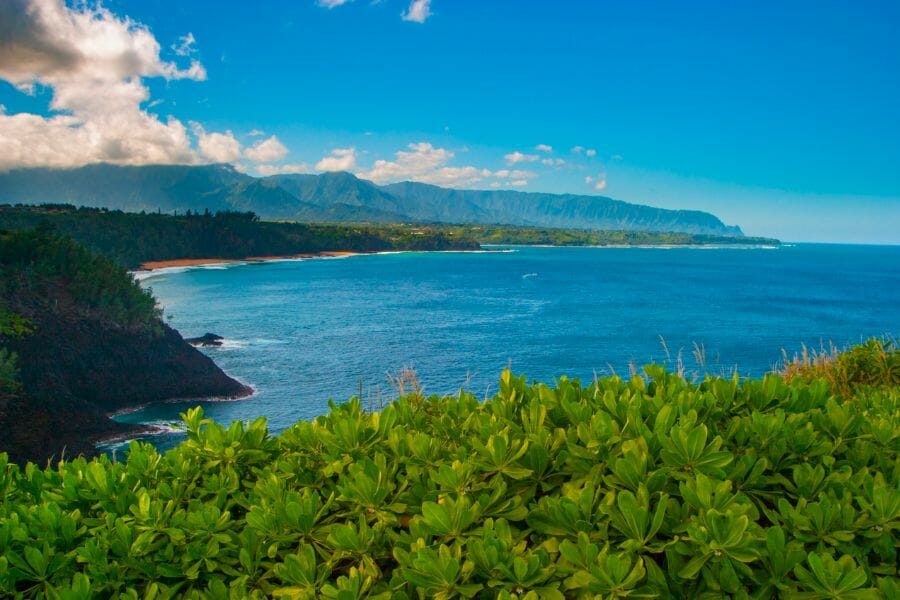 Mesmerizing view of the waters and surrounding islands at Kilauea