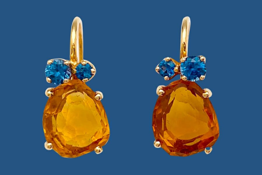 A pair of gold earrings with Bahia Citrines as center stones