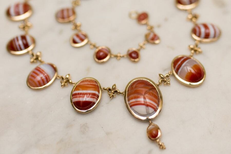 A gorgeous sardonyx necklace with other nice details