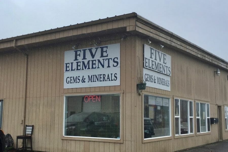 Five Elements Gems and Crystals where you can find and buy various mineral and rock specimens