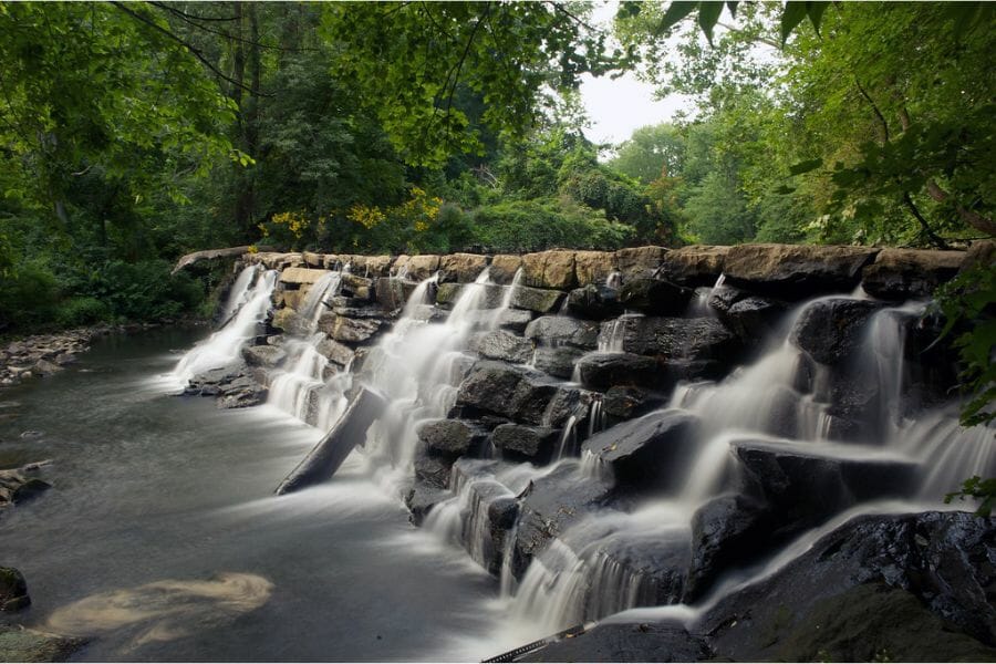 An astonishing area at Crum Creek with waterfalls where minerals and rocks are found