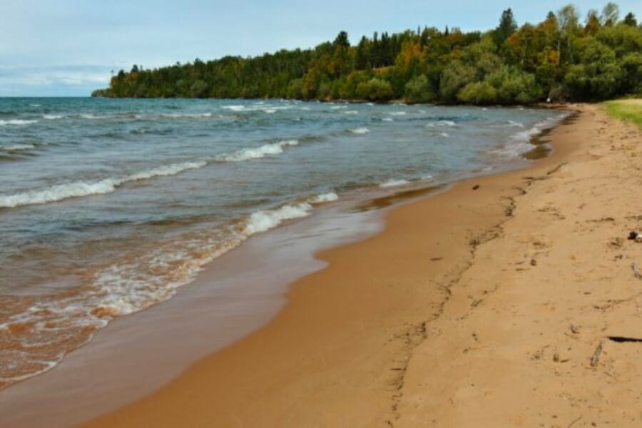 A view of the shores and waters of Siskiwit Lake