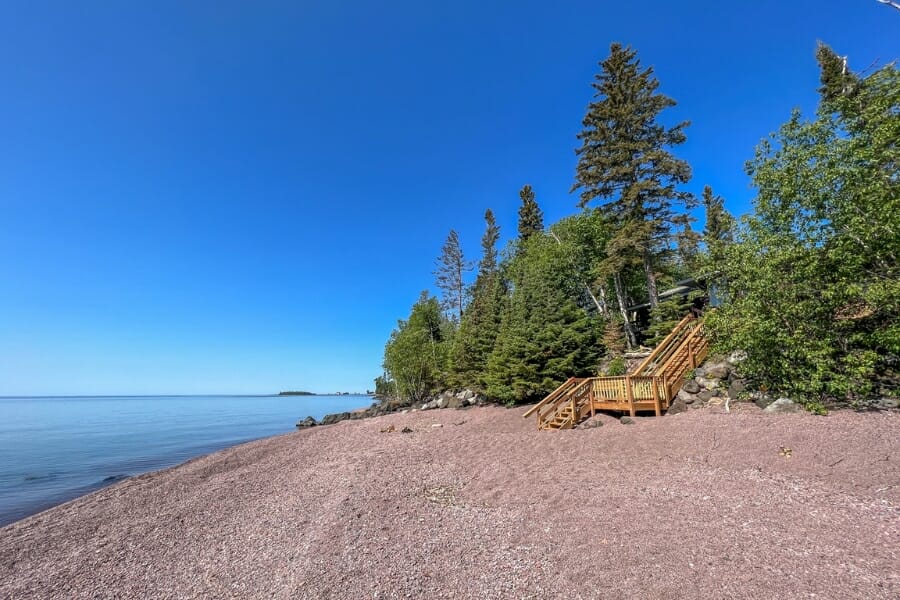 Peaceful environment at the Agate Bay