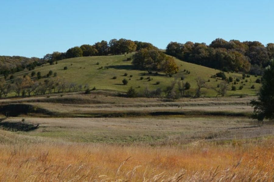 Mountains and hills at the Blood Run Nature Area where jaspers are found