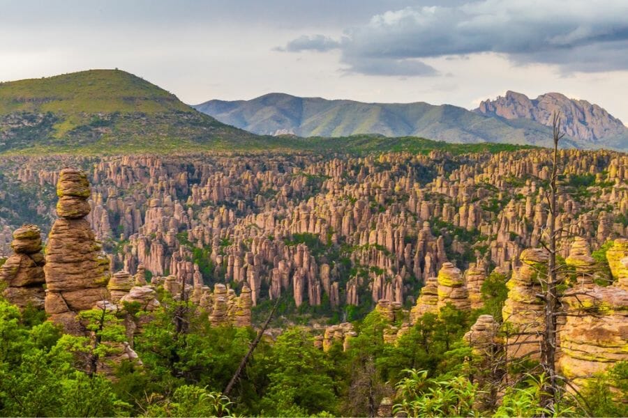 Majestic Chiricahua Mountains where obsidians can be located