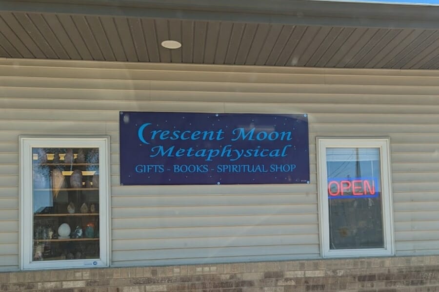 Crescent Moon Metaphysical Shop in Minnesota where different agate specimens can be purchased