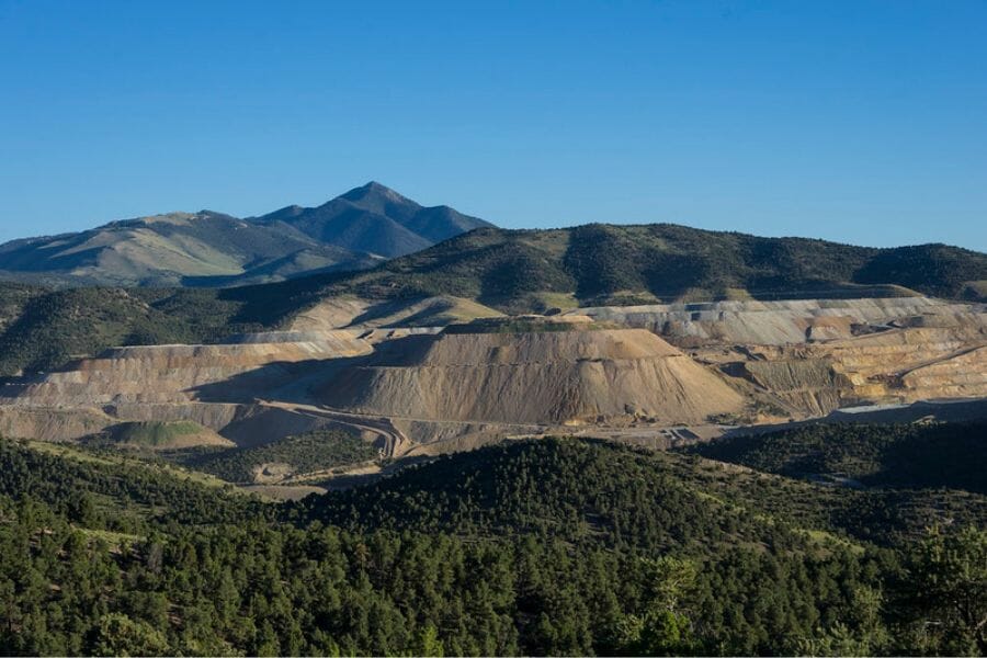 A beautiful range of the Garnet Hill Recreation Area where garnets are abundant