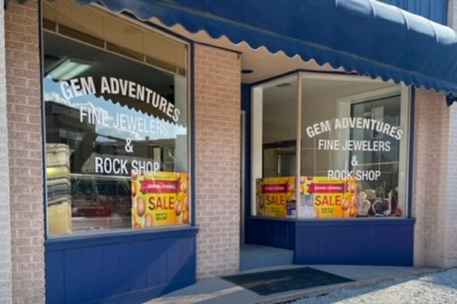 Front store window of Gem Adventures Fine Jewelers & Rock Shop