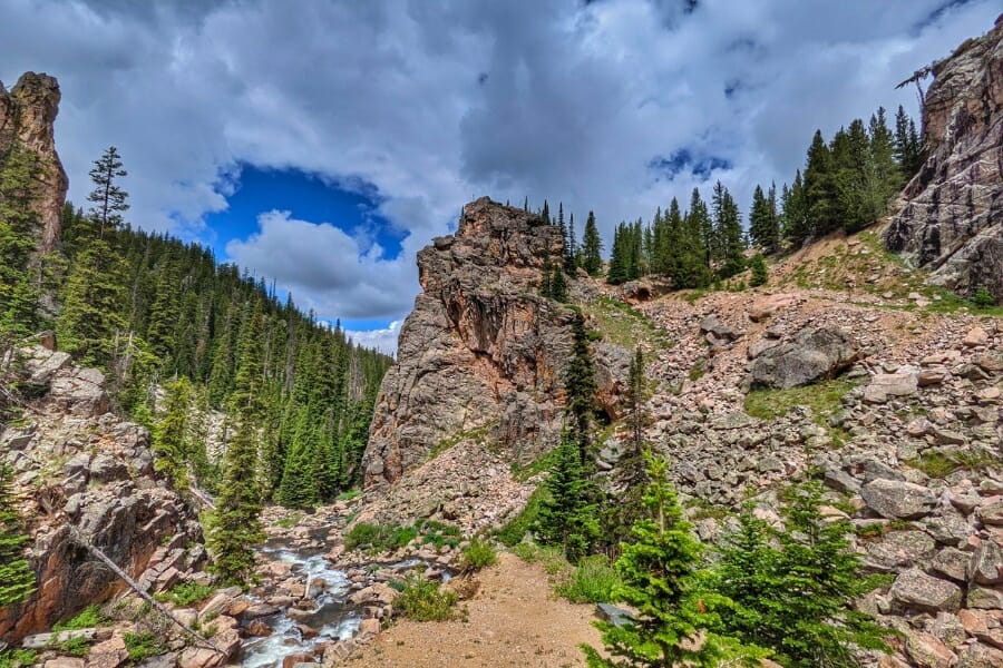 Rock formations and landscapes of one of the most famous trails in Lovell