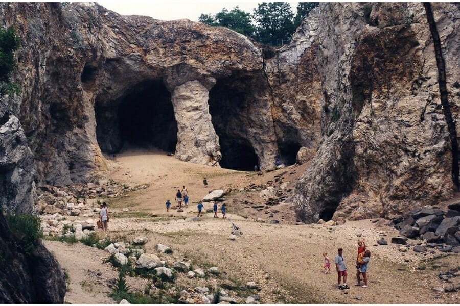 Entrance of the Ruggles Mine showing stunning rock formations