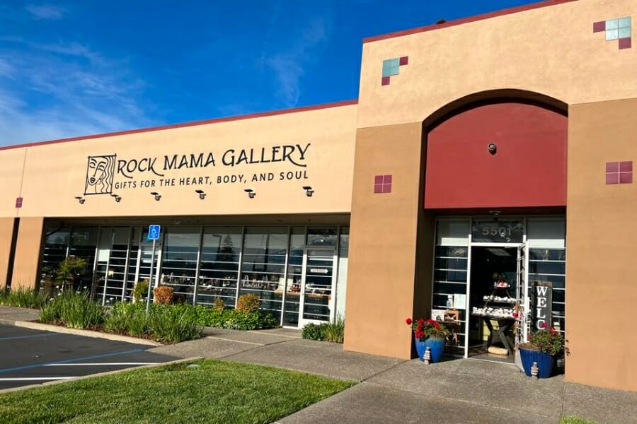 Front view of Rock Mama Gallery's building