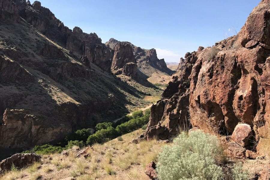 A picturesque view of the Succor Creek Canyon where you can find agates