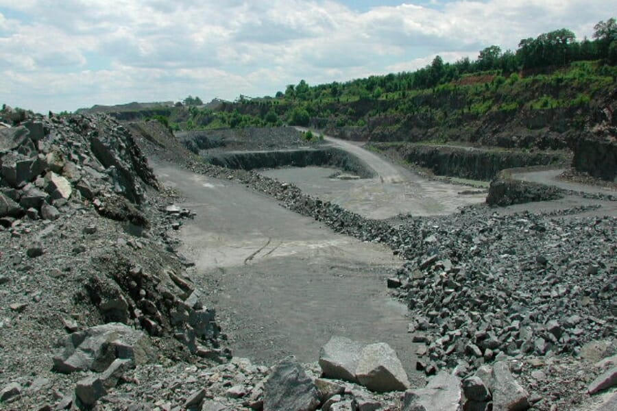 Rocky exposures of the Bull Run Soapstone Quarry