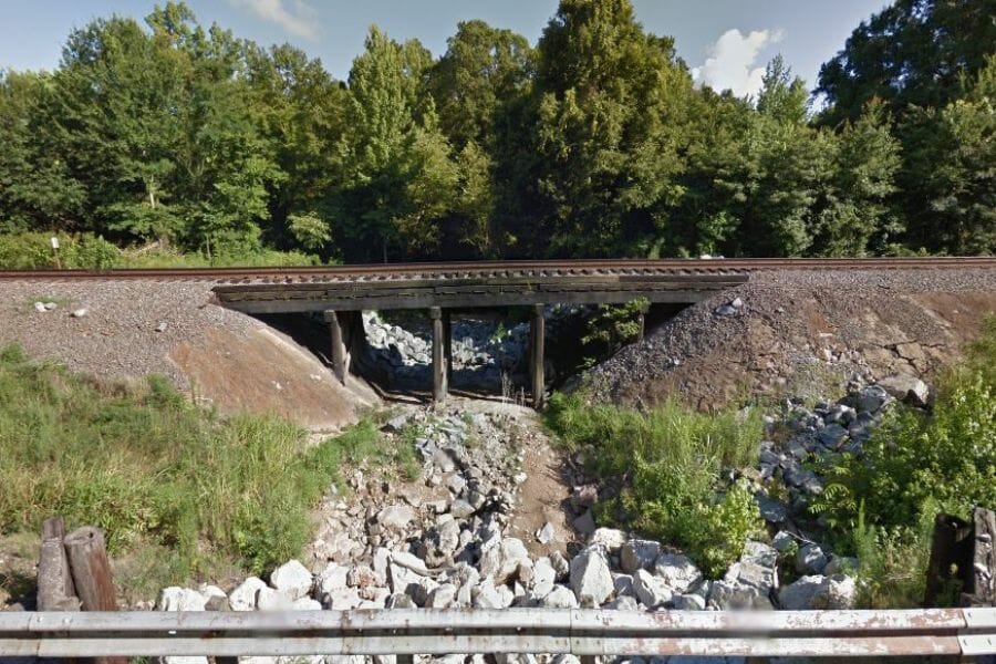 train tracks on a bridge over Copperas Creek