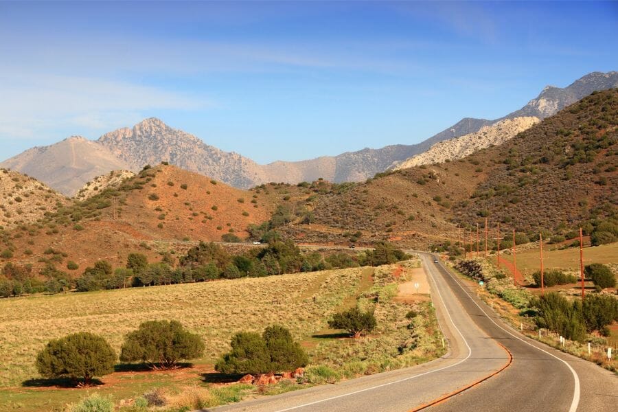 road going into the Sierra Nevada in Kern County