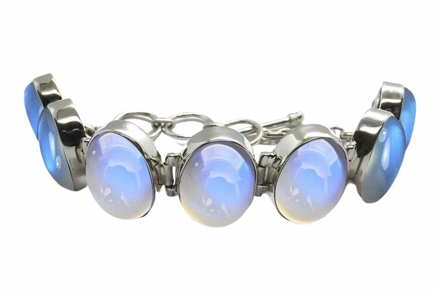 bracelet with 7 bluish moonstone cabochons