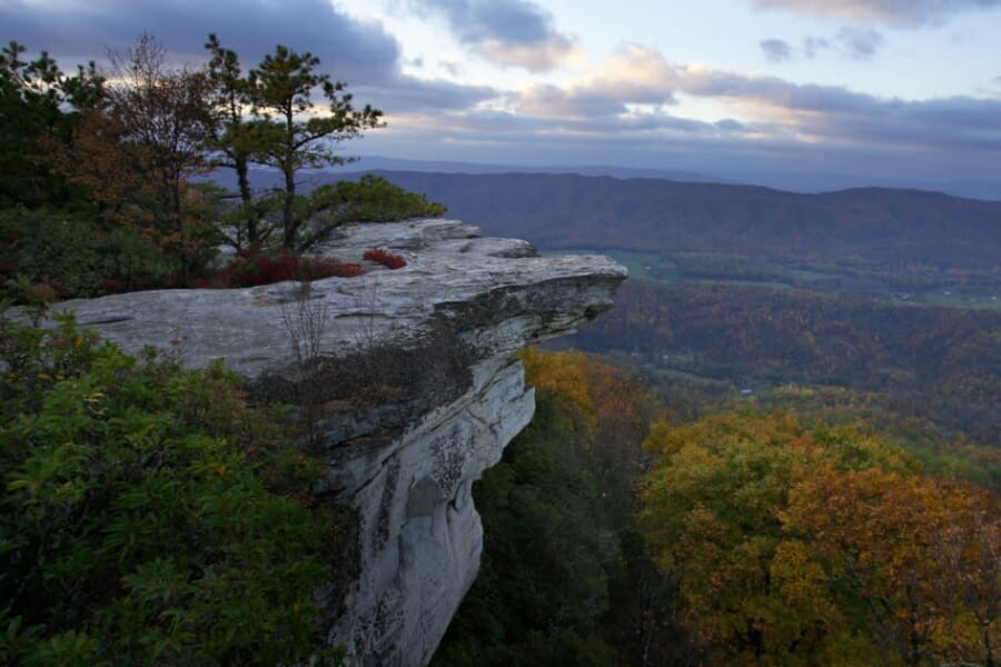 A picturesque area and a famous cliff at the Catawba Valley 