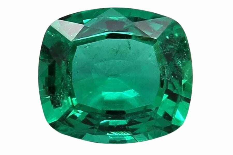 bight green cushion cut emerald