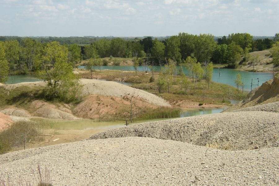 lake and mounds at the Fossil and Prairie Park Preserve