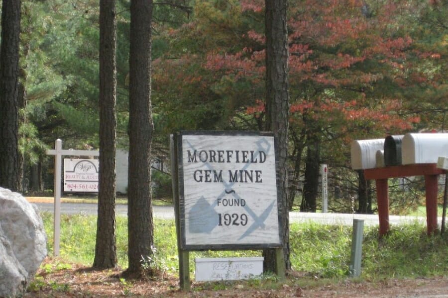 Morefield Mine gem signage and entrance to the mine