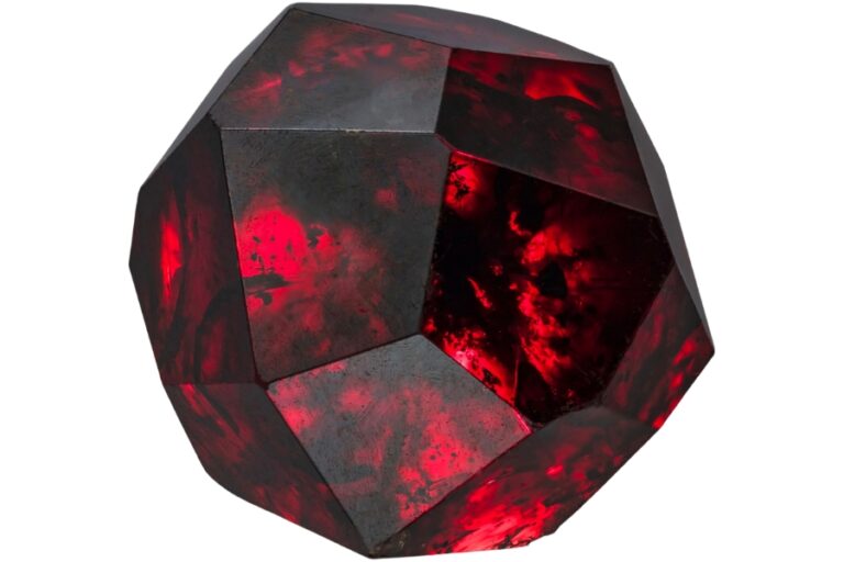 How Experts Tell the Difference Between Real and Fake