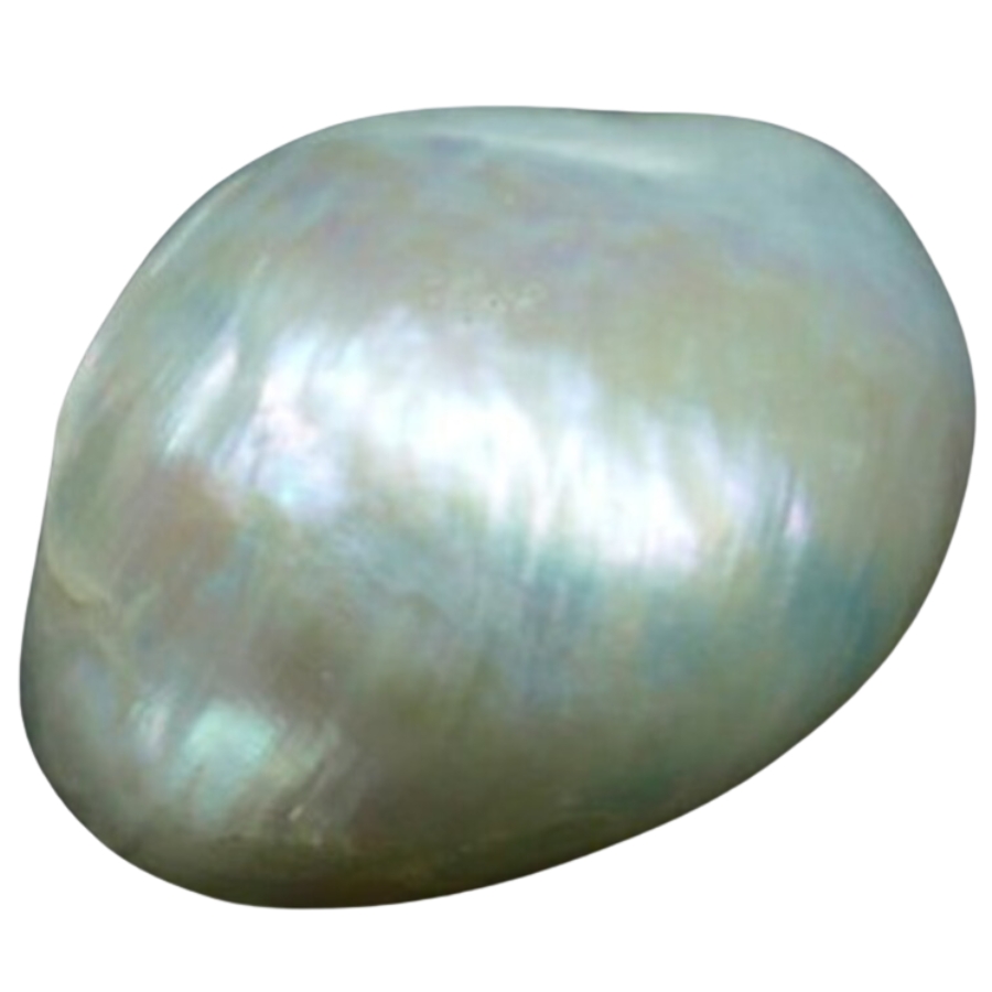A shiny and smooth loose pearl gem