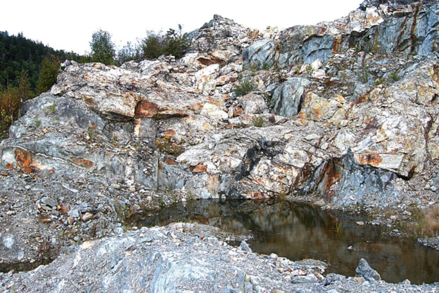 Exposures at Dunton Quarry, one of the mines in Newry
