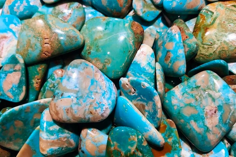 Pieces of vibrant blue turquoise from Mona Lisa Mines