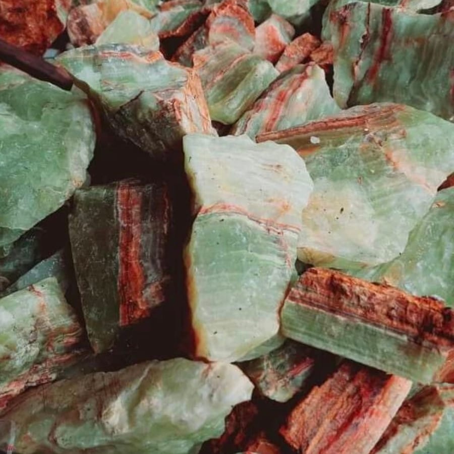 Raw green onyx specimens in different sizes and shapes