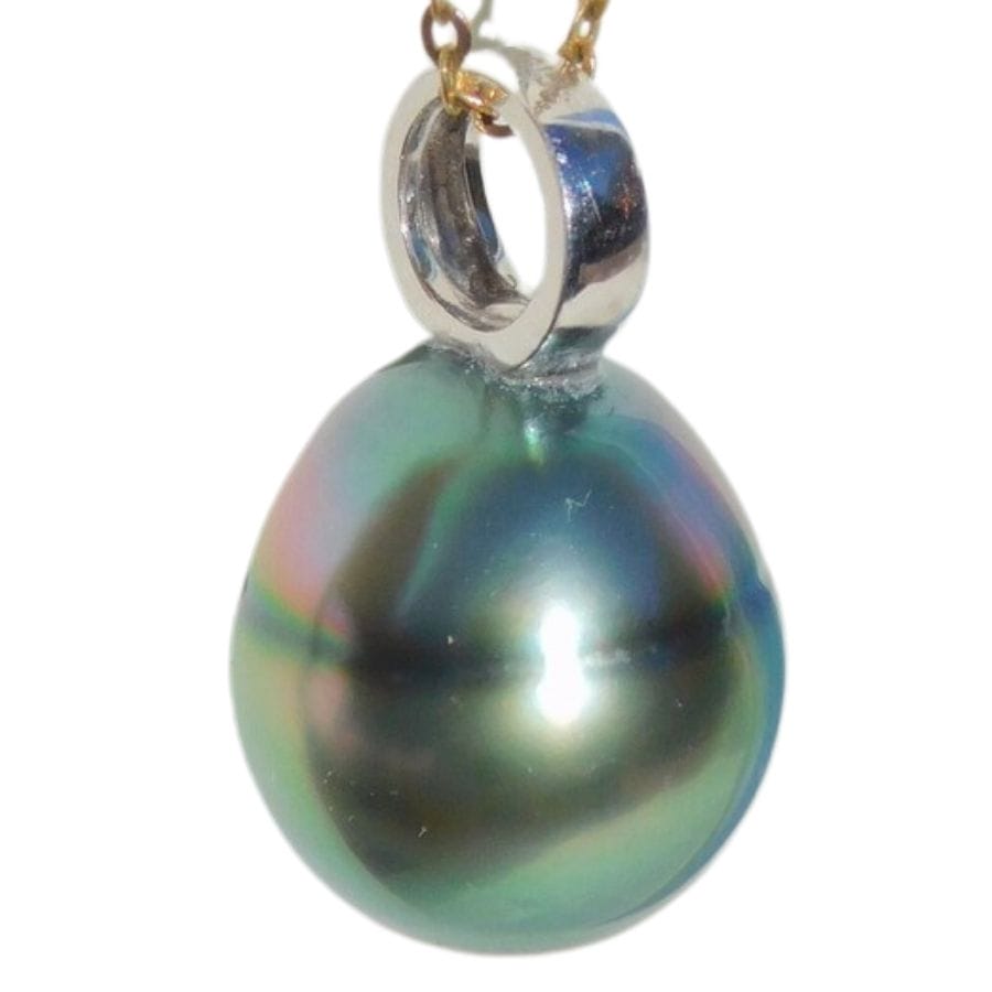 oval peacock pearl pendant
