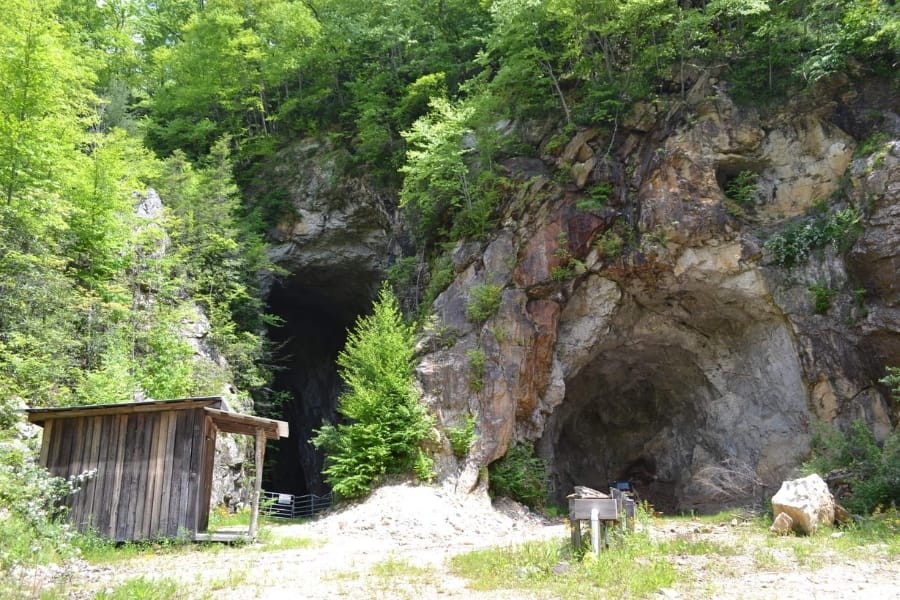 A view of the impressive terrain and entrance at the Gem Mountain